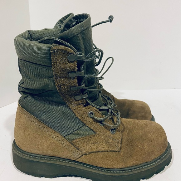 Boots ASTMF2413-05 Size 5 W Combat / Vibram UFCW USGI Sage Green Flight - Picture 4 of 8